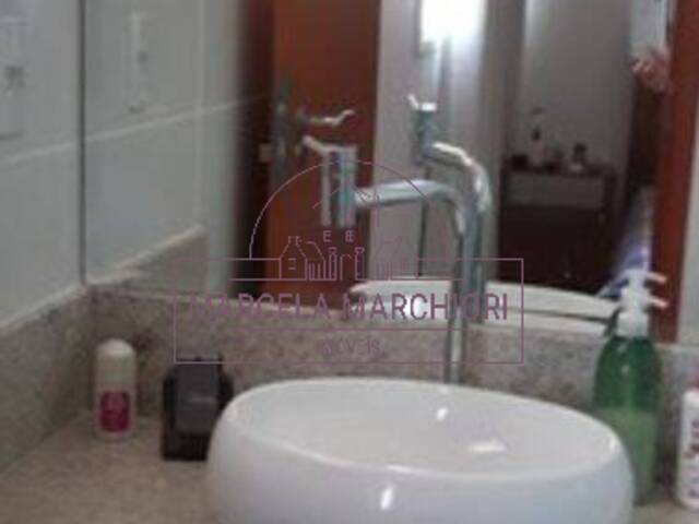 #718 - Apartamento para Venda em Vila Velha - ES - 3