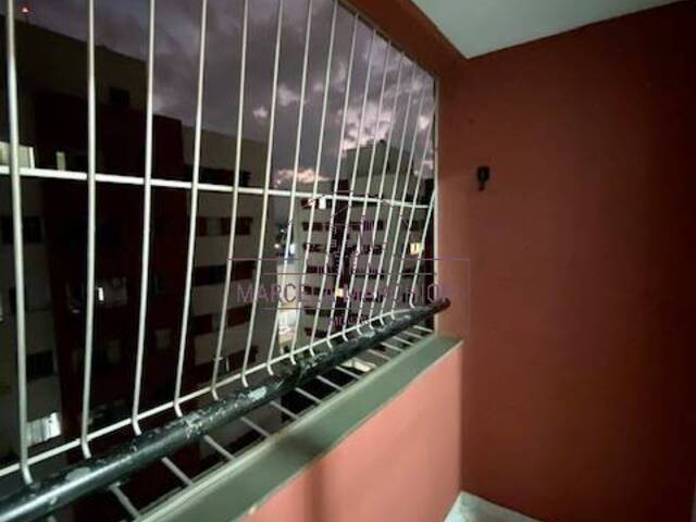 #1423 - Apartamento para Venda em Vila Velha - ES - 3