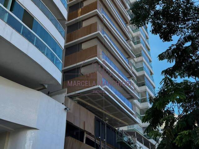 #2200 - Apartamento para Venda em Vila Velha - ES