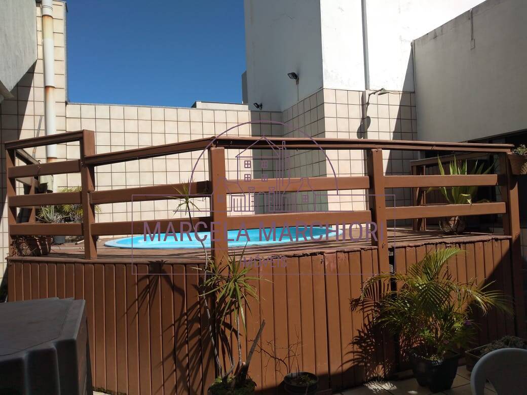 Cobertura duplex na Praia da Costa com 270m²,Sol da Manhã com vista eterna.