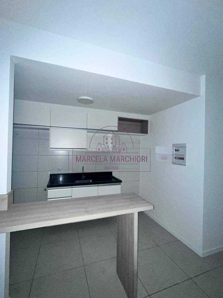 Apartamento quarto e sala, varanda grande , vista pro mar, sol da manhã