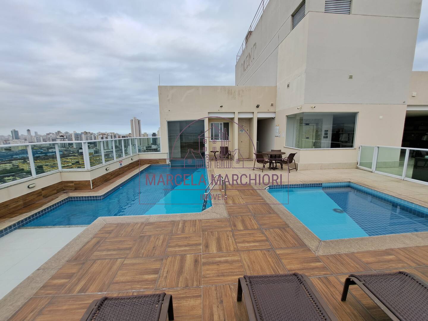 Apartamento 2 quartos, varanda gourmet com fechamento, lazer completo