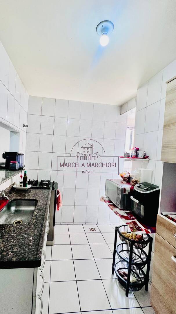 2 quartos mais quarto de serviço com banheiro extra, vista p/mar