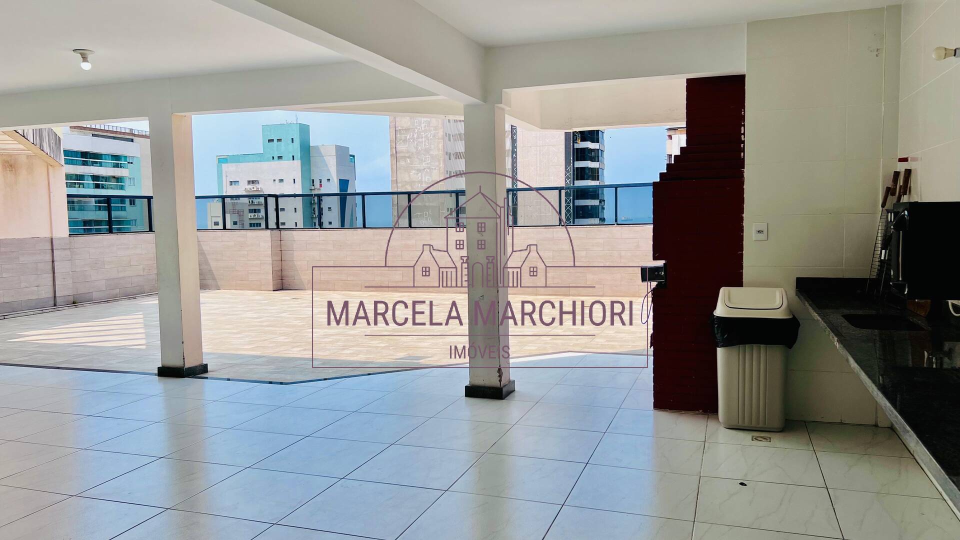 2 quartos mais quarto de serviço com banheiro extra, vista p/mar