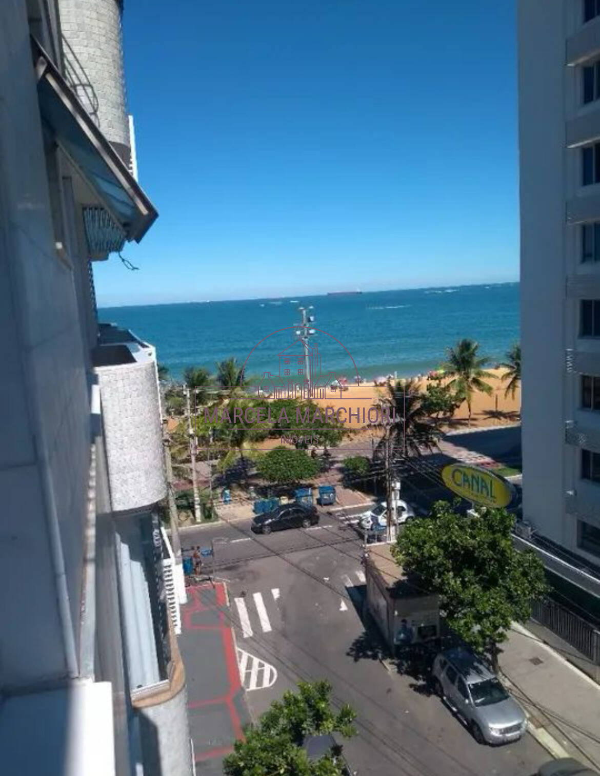 Apartamento com vista para o mar na quadra da Praia