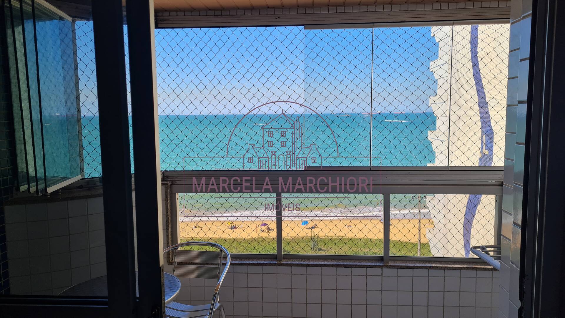 2 quartos, suíte, sol da manhã, vista pro mar