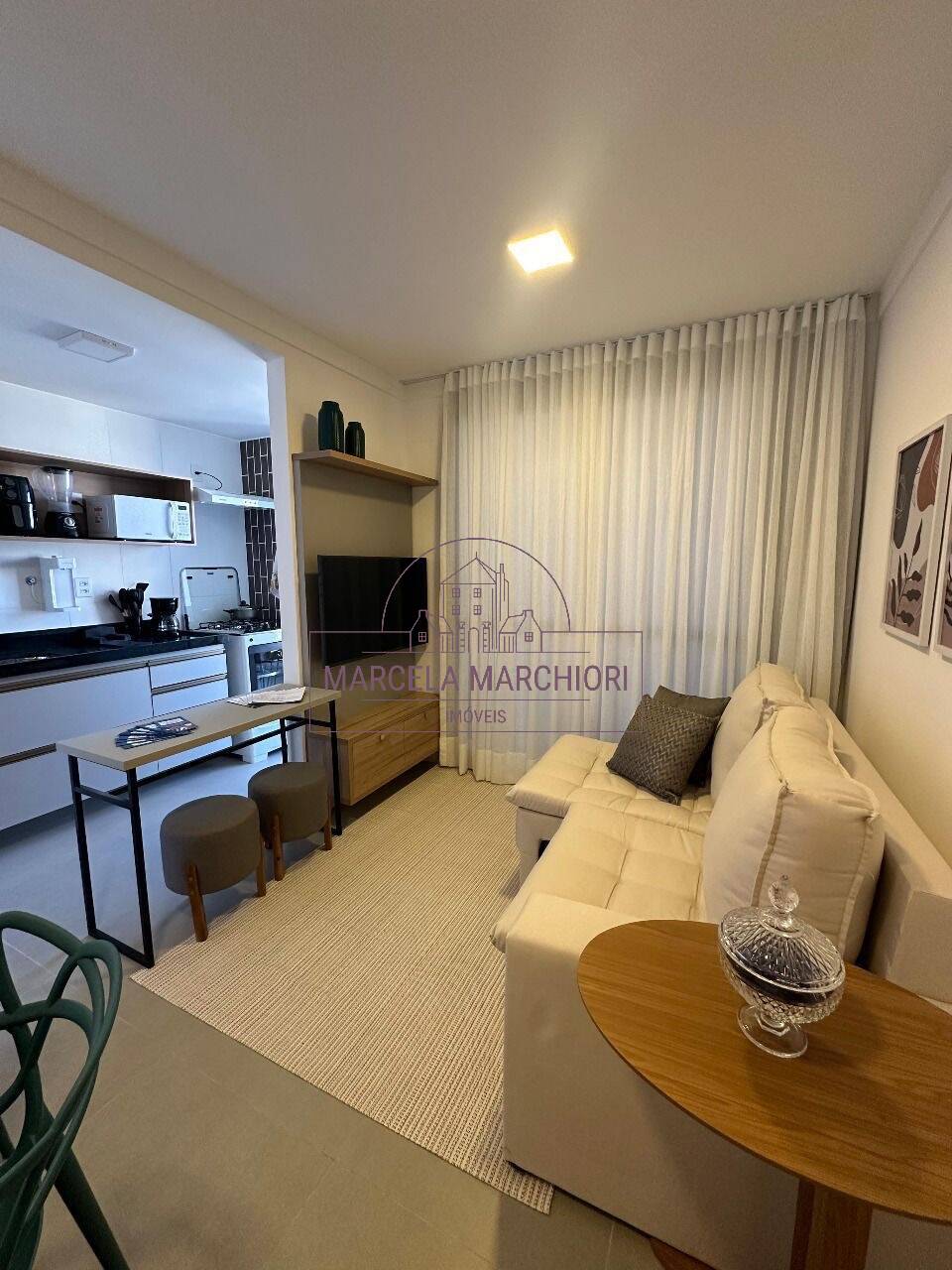 Seu Paraíso à Beira-Mar: Apartamento Porteira Fechada