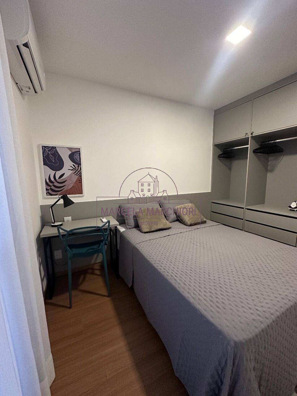 Seu Paraíso à Beira-Mar: Apartamento Porteira Fechada