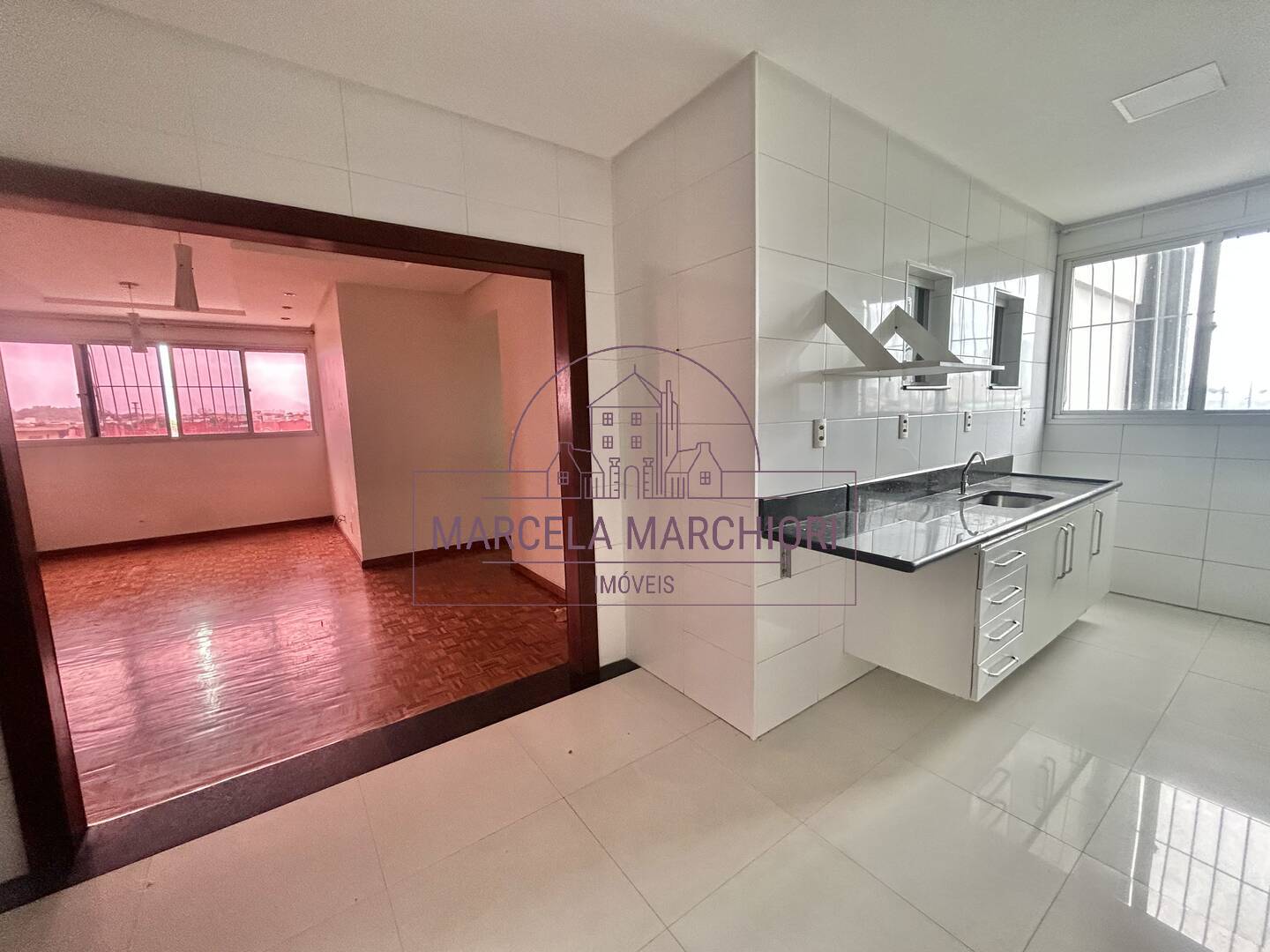 Apartamento amplo excelente localização pronto para entrar