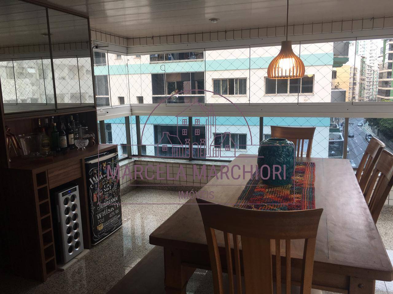 4 Quartos (2 Suítes), 278m², Frente, Sol da Manhã, Vista Livre,DCE, Montado